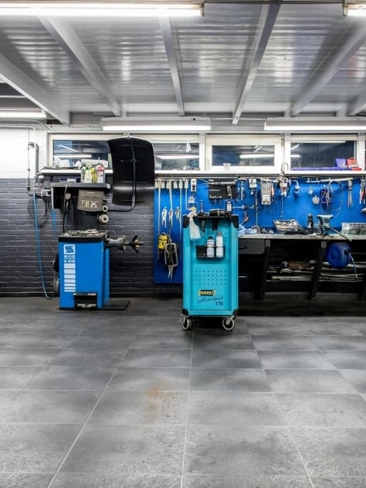 De voordelen van een garagevloer van PVC tegels