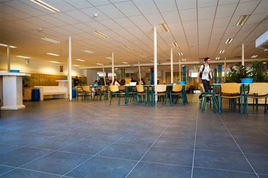 Nieuwe schoolvloer