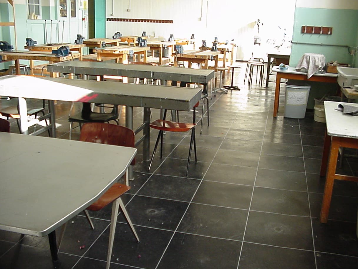 vloer in praktijk lokaal op een school